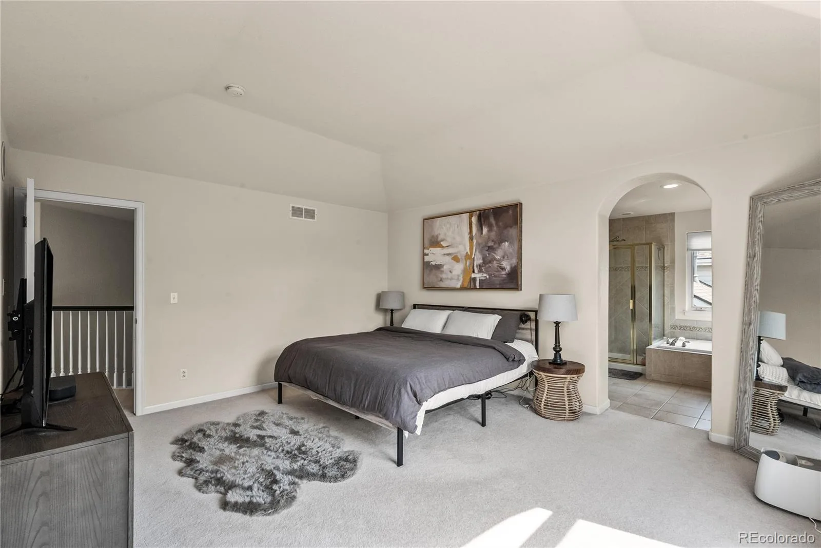 8382 E Amherst Circle Denver CO 80231 | MLS #REC5810769 08182026193328 1600 27