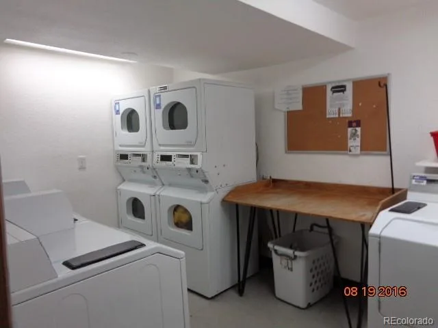 1302 S Parker Rd #216 Denver CO 80231 | MLS #REC5811780 06202026003914 640 12