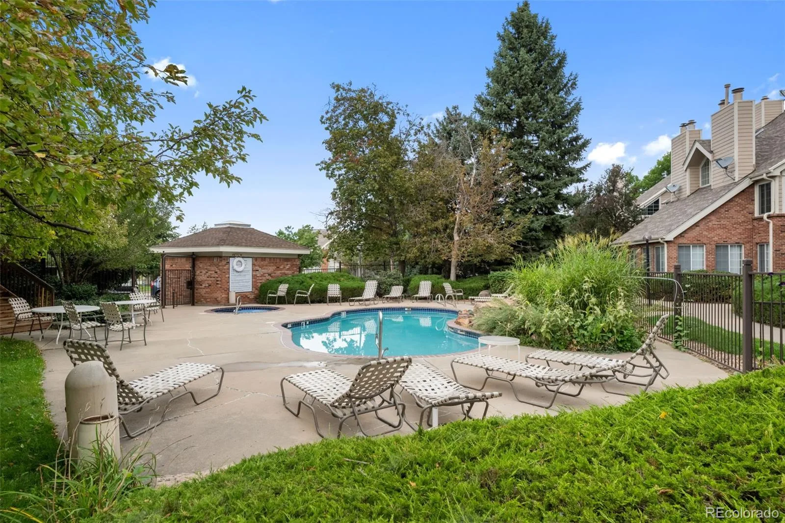 13792 E Lehigh Avenue #B Aurora CO 80014 | MLS #REC5812316 09232026003239 1600 26