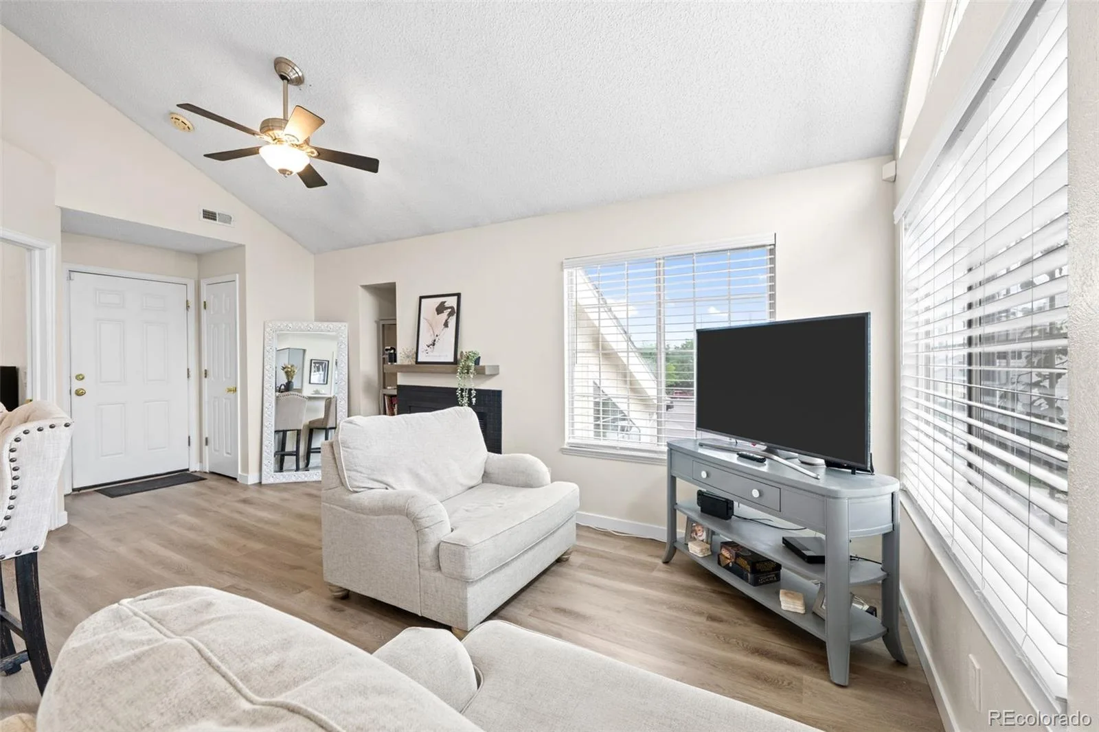 13792 E Lehigh Avenue #B Aurora CO 80014 | MLS #REC5812316 09232026003239 1600 6