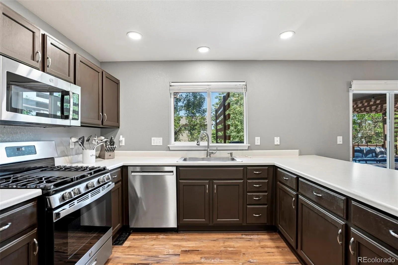 9895 Aftonwood Street Highlands Ranch CO 80126 | MLS #REC5822979 07132026153735 1600 10
