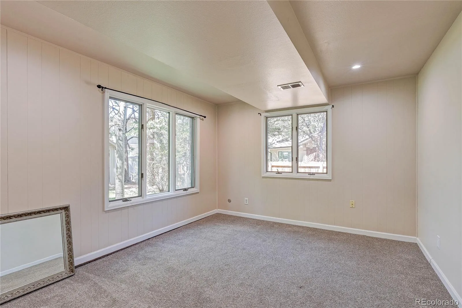 811 S Newcombe Way Lakewood CO 80226 MLS #REC5824160 06192026232723 1600 28