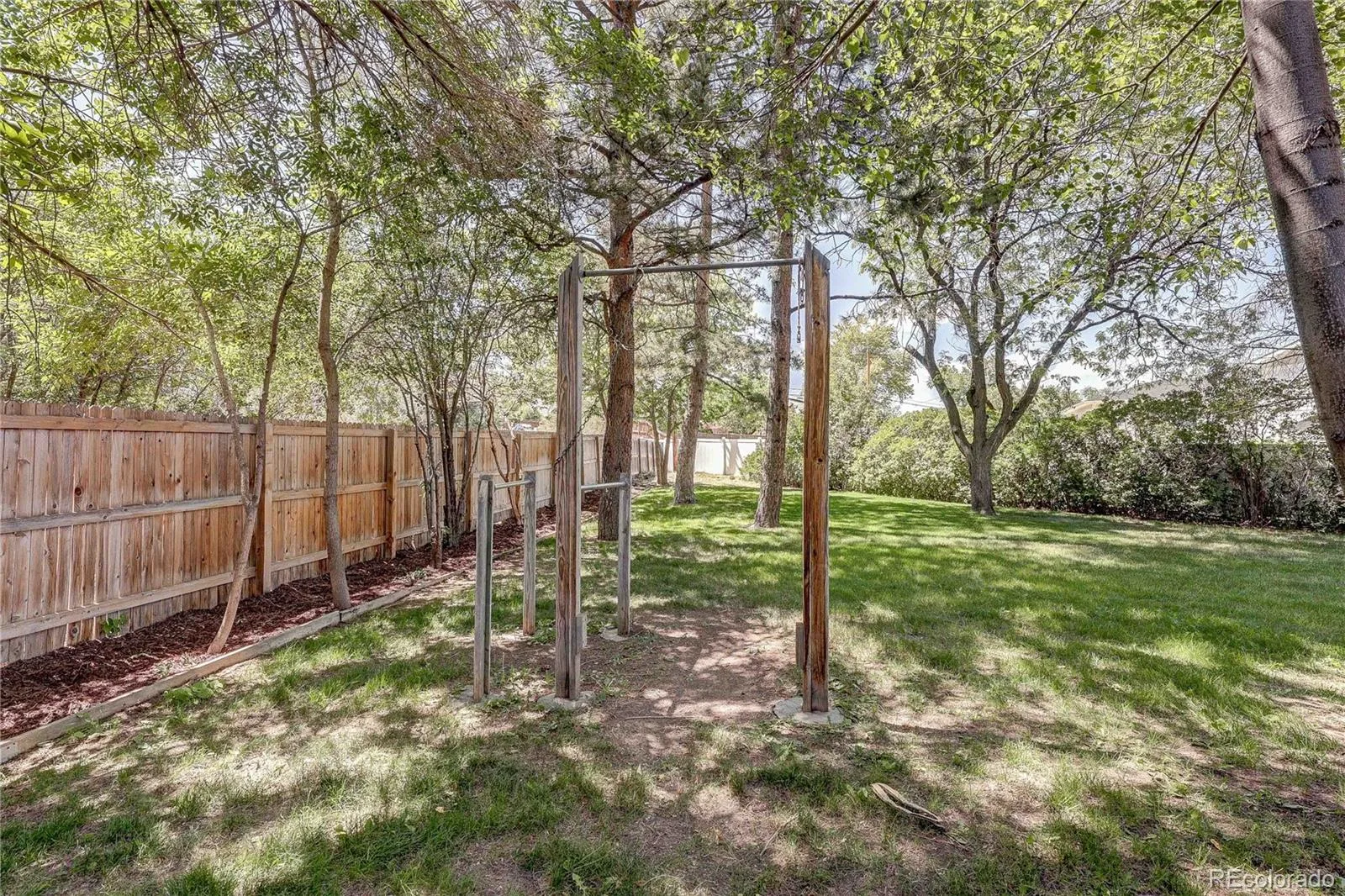 811 S Newcombe Way Lakewood CO 80226 MLS #REC5824160 06192026232723 1600 37