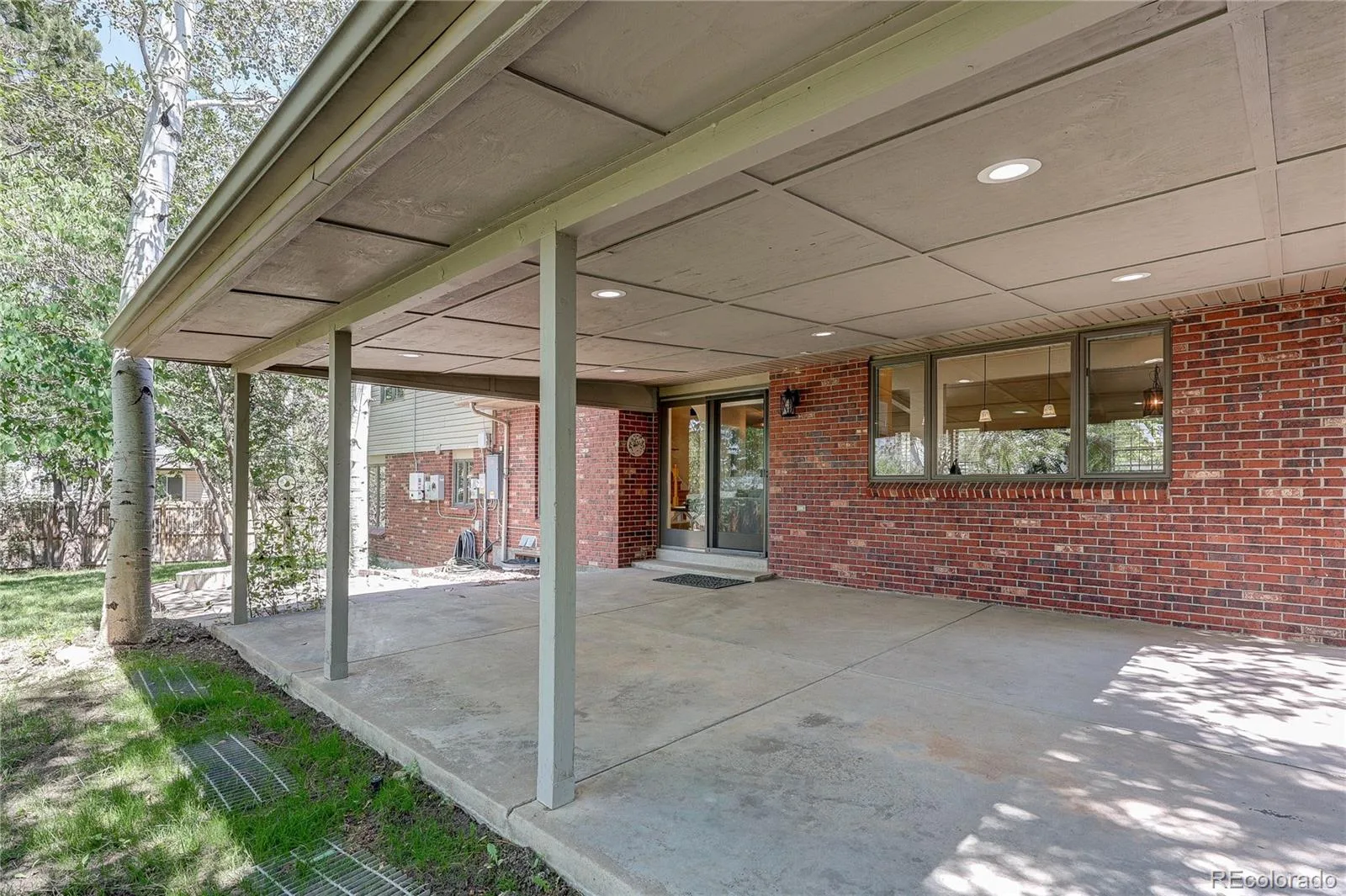 811 S Newcombe Way Lakewood CO 80226 MLS #REC5824160 06192026232723 1600 38