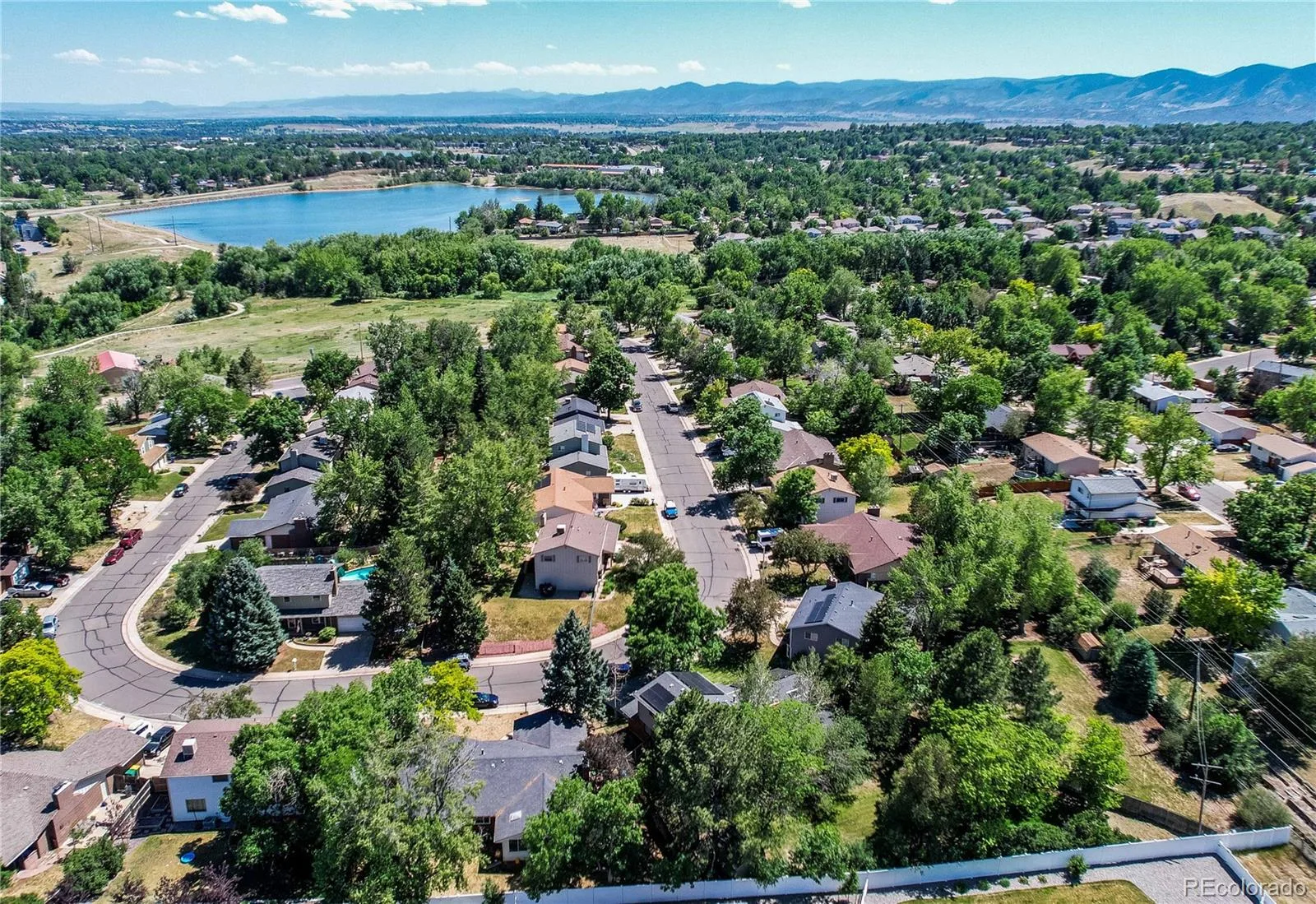811 S Newcombe Way Lakewood CO 80226 MLS #REC5824160 06192026232723 1600 46