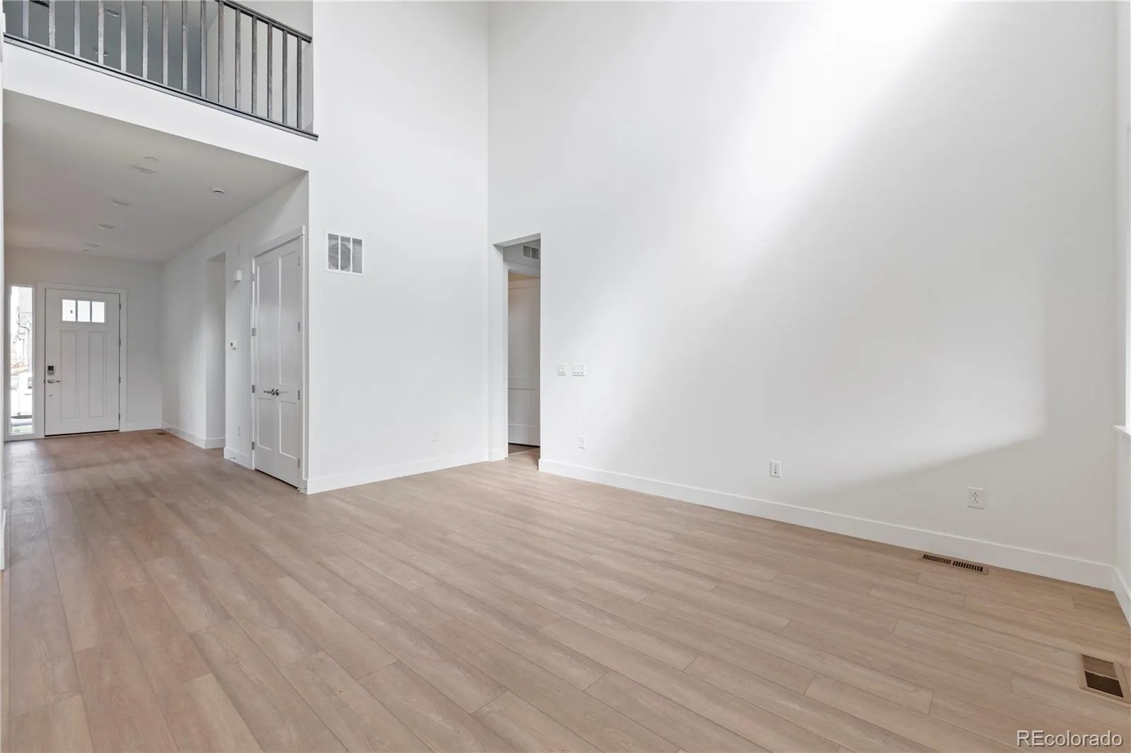 5630 W 142 Avenue Broomfield CO 80020 MLS #REC5826584 05032026000849 1600 11