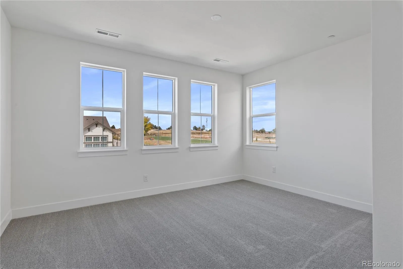 5630 W 142 Avenue Broomfield CO 80020 MLS #REC5826584 05032026000849 1600 32