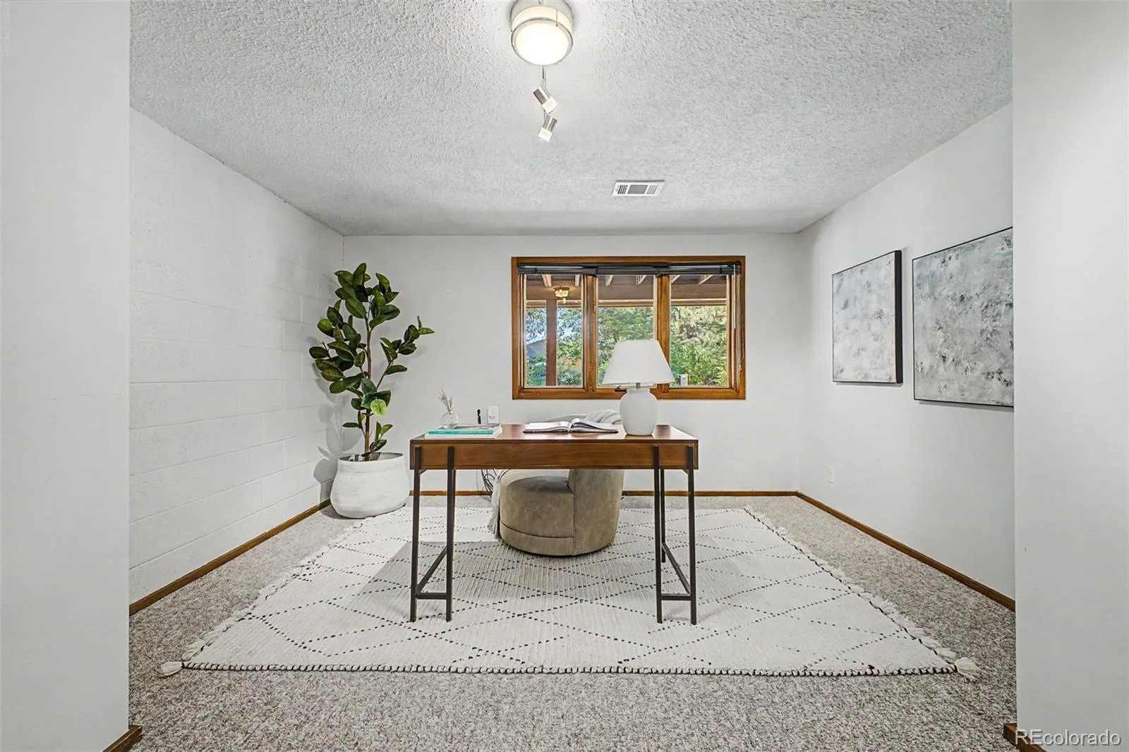 425 Long View Court Longmont CO 80501 | MLS #REC5826773 08072026203123 1600 29