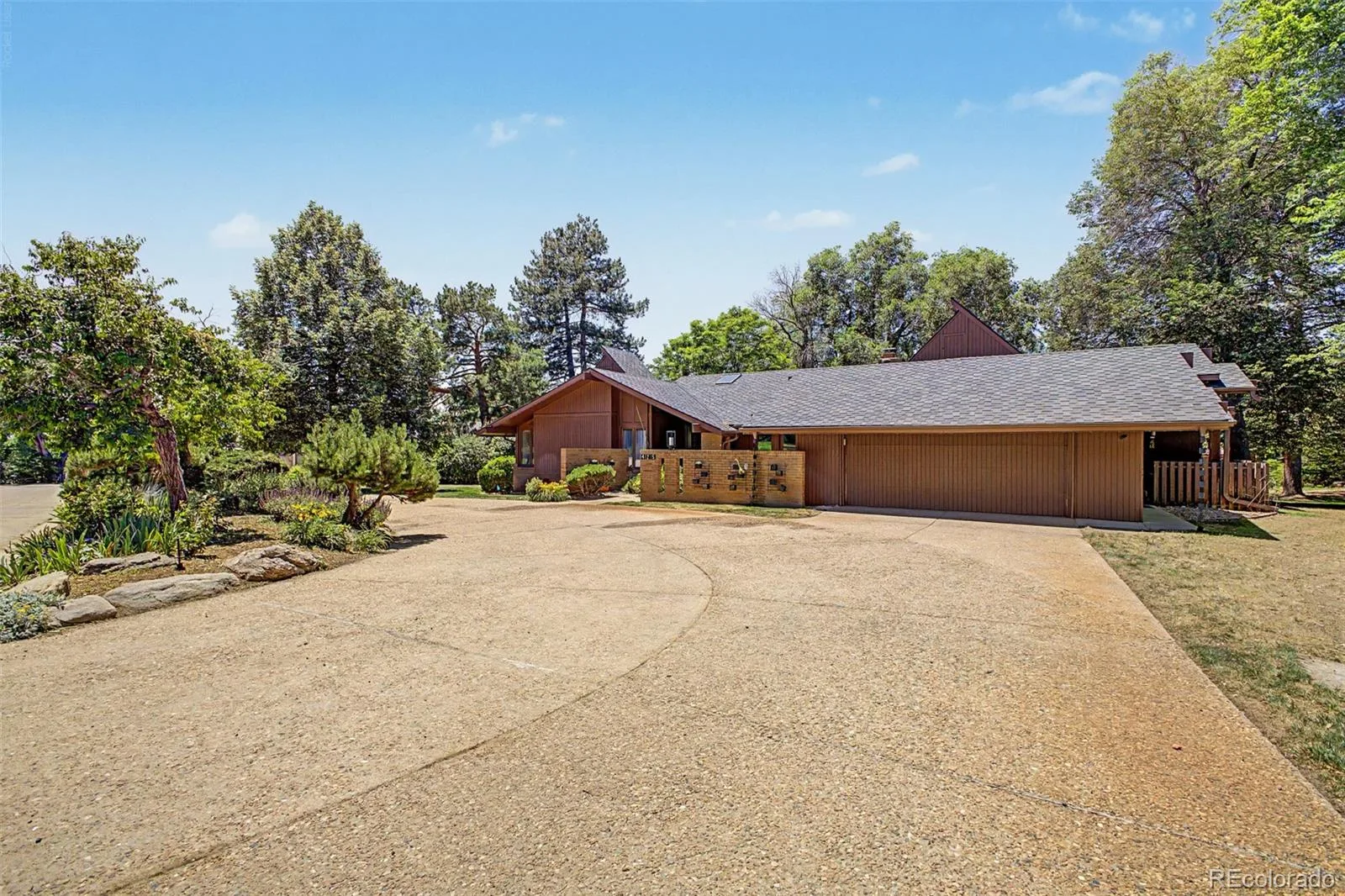 425 Long View Court Longmont CO 80501 | MLS #REC5826773 08072026203123 1600 39