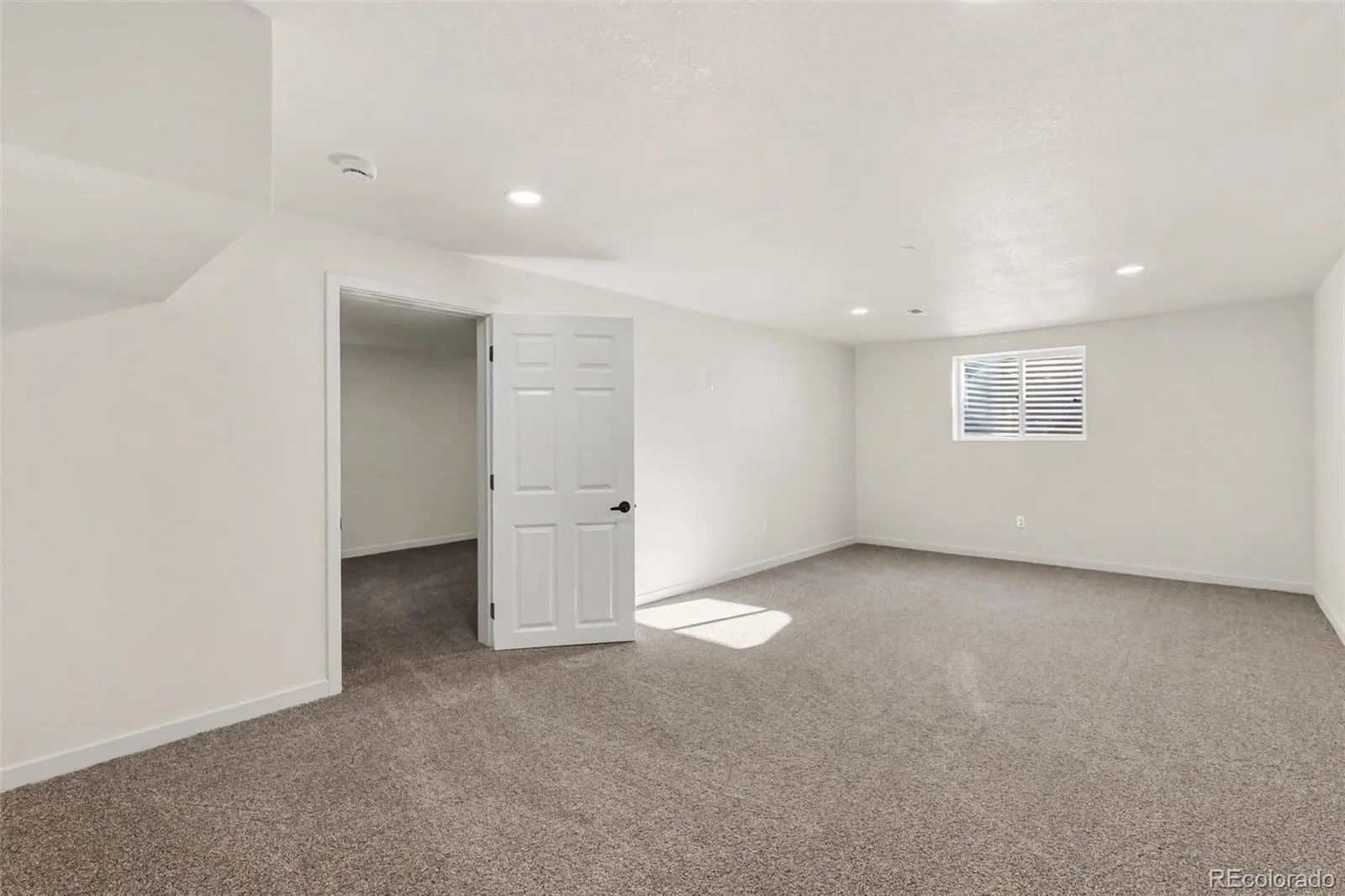 14420 E Radcliff Drive Aurora CO 80015 | MLS #REC5826902 10102026071109 1600 33