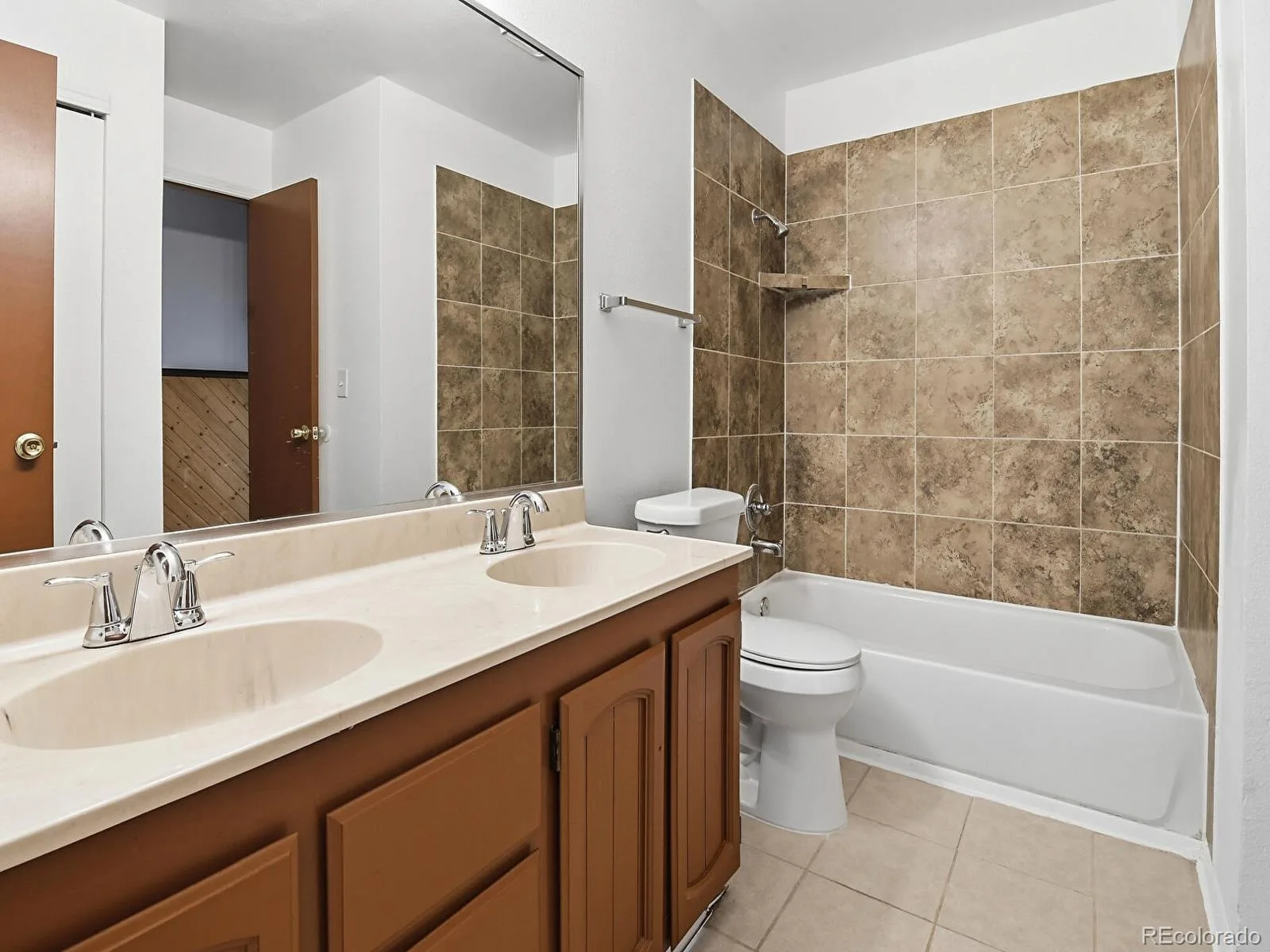 14989 E Pacific Place Aurora CO 80014 | MLS #REC5827692 07282026000521 1600 15