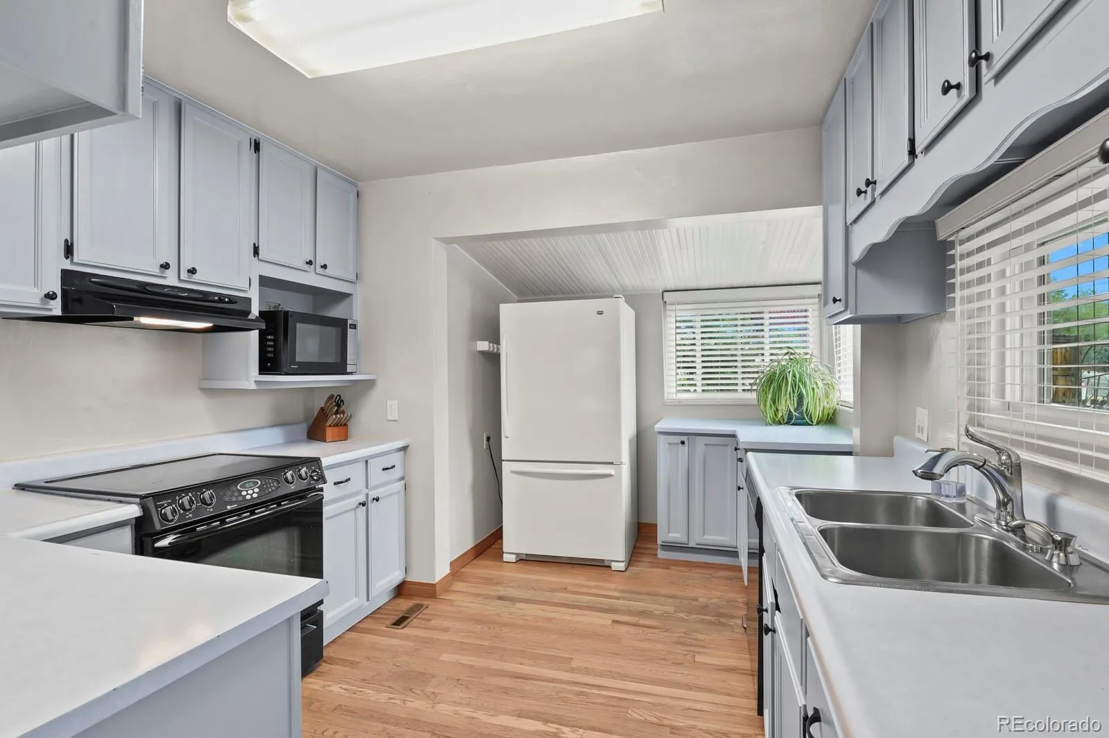 6575 Estes Street Arvada CO 80004 MLS #REC5828185 05142026220751 1600 5