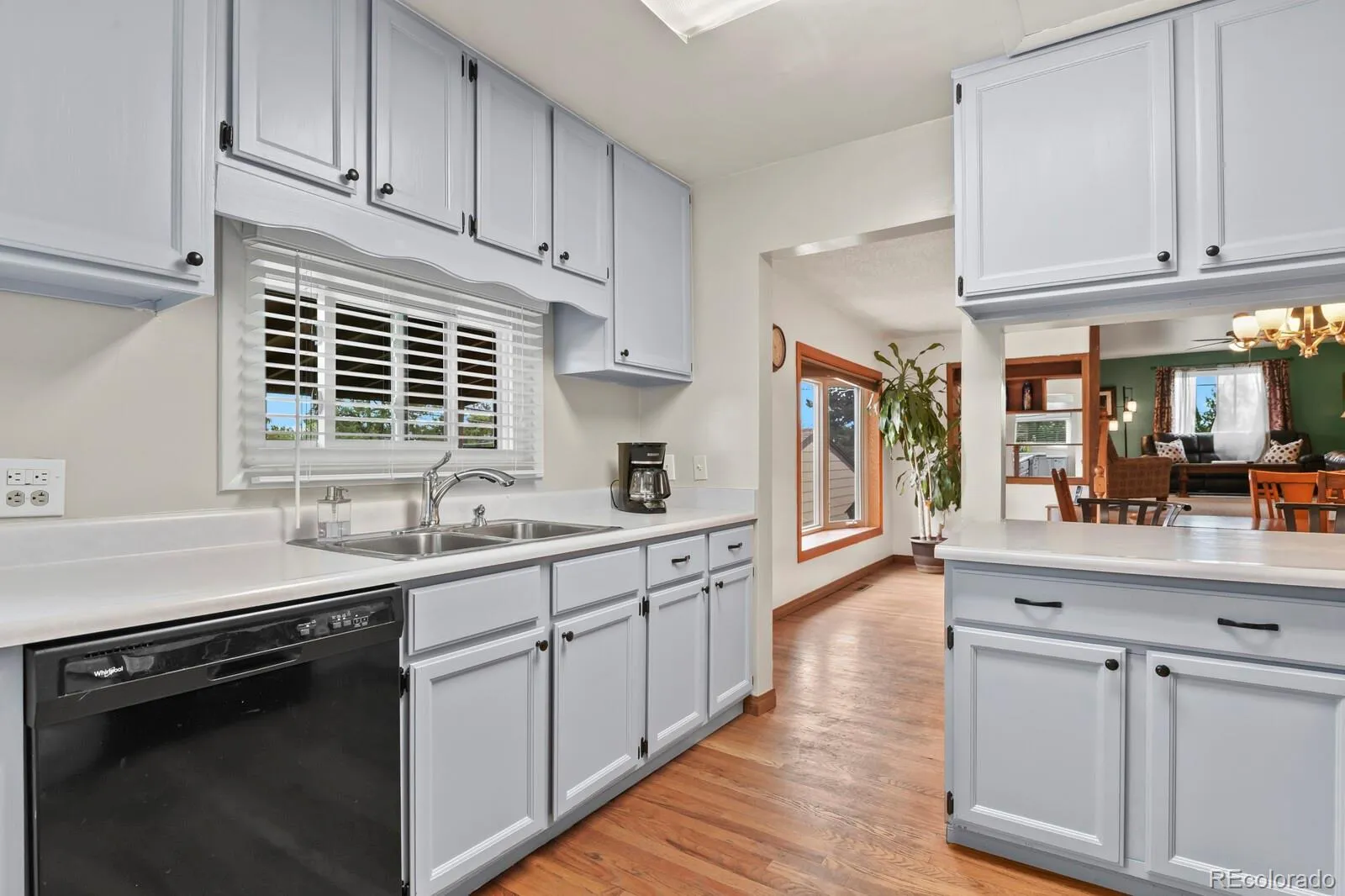 6575 Estes Street Arvada CO 80004 MLS #REC5828185 05142026220751 1600 8