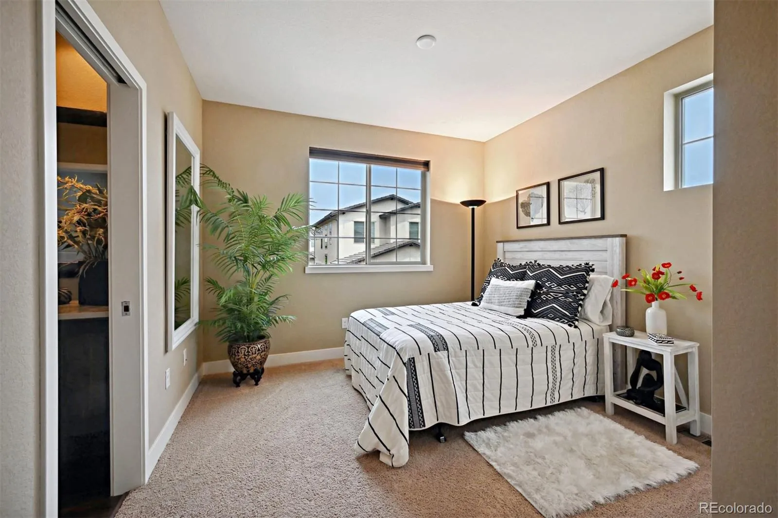 15569 W La Salle Avenue Lakewood CO 80228 MLS #REC5828975 05022026060210 1600 23