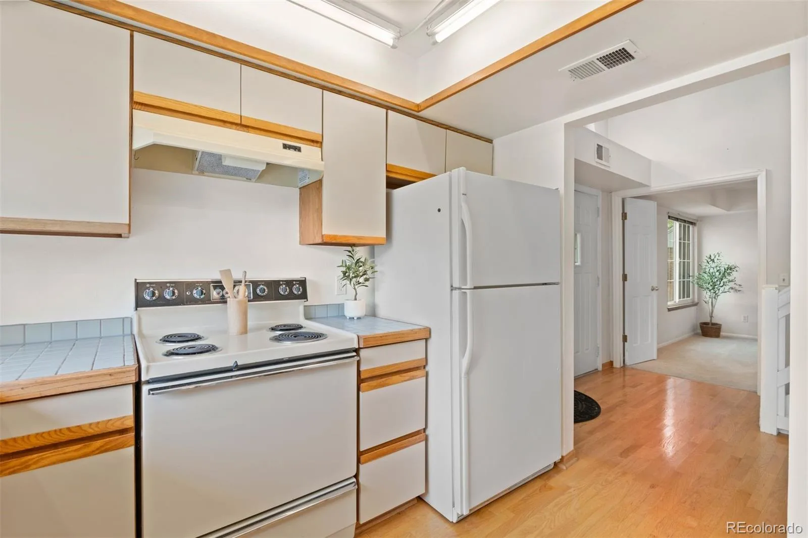 3961 S Carson Street #C Aurora CO 80014 MLS #REC5829818 05302026163854 1600 7