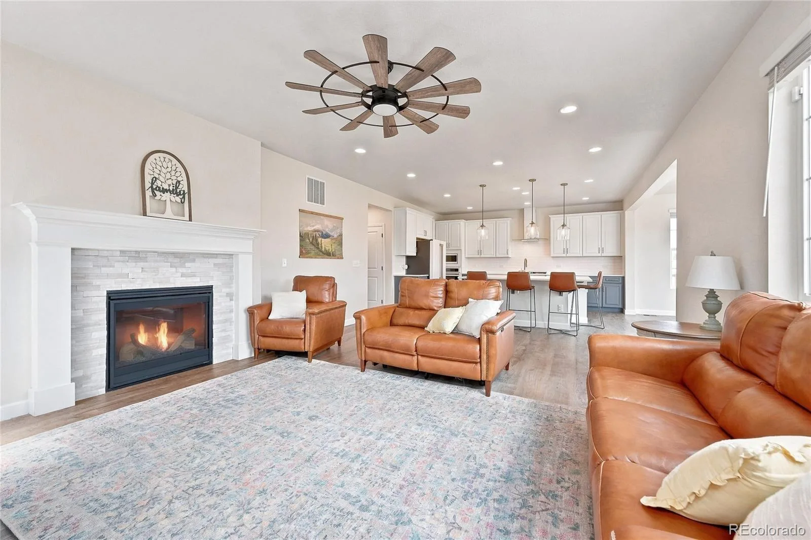 5462 Gray Wolf Lane Castle Rock CO 80104 | MLS #REC5830698 08302026173633 1600 11