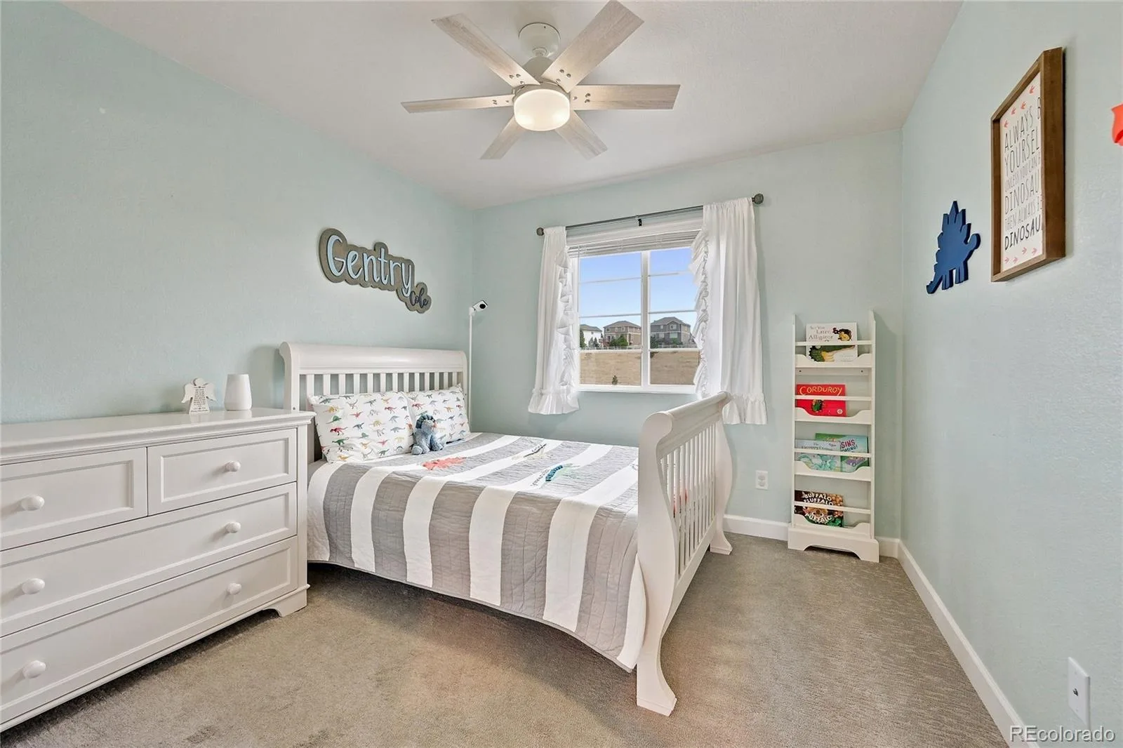 5462 Gray Wolf Lane Castle Rock CO 80104 | MLS #REC5830698 08302026173633 1600 17