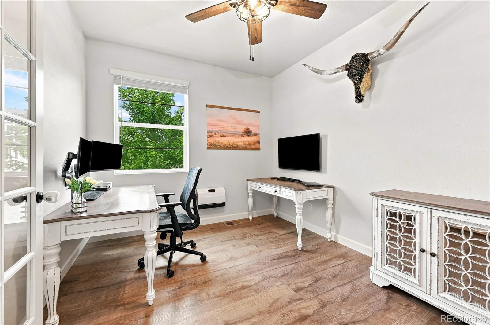 5462 Gray Wolf Lane Castle Rock CO 80104 | MLS #REC5830698 08302026173633 1600 3