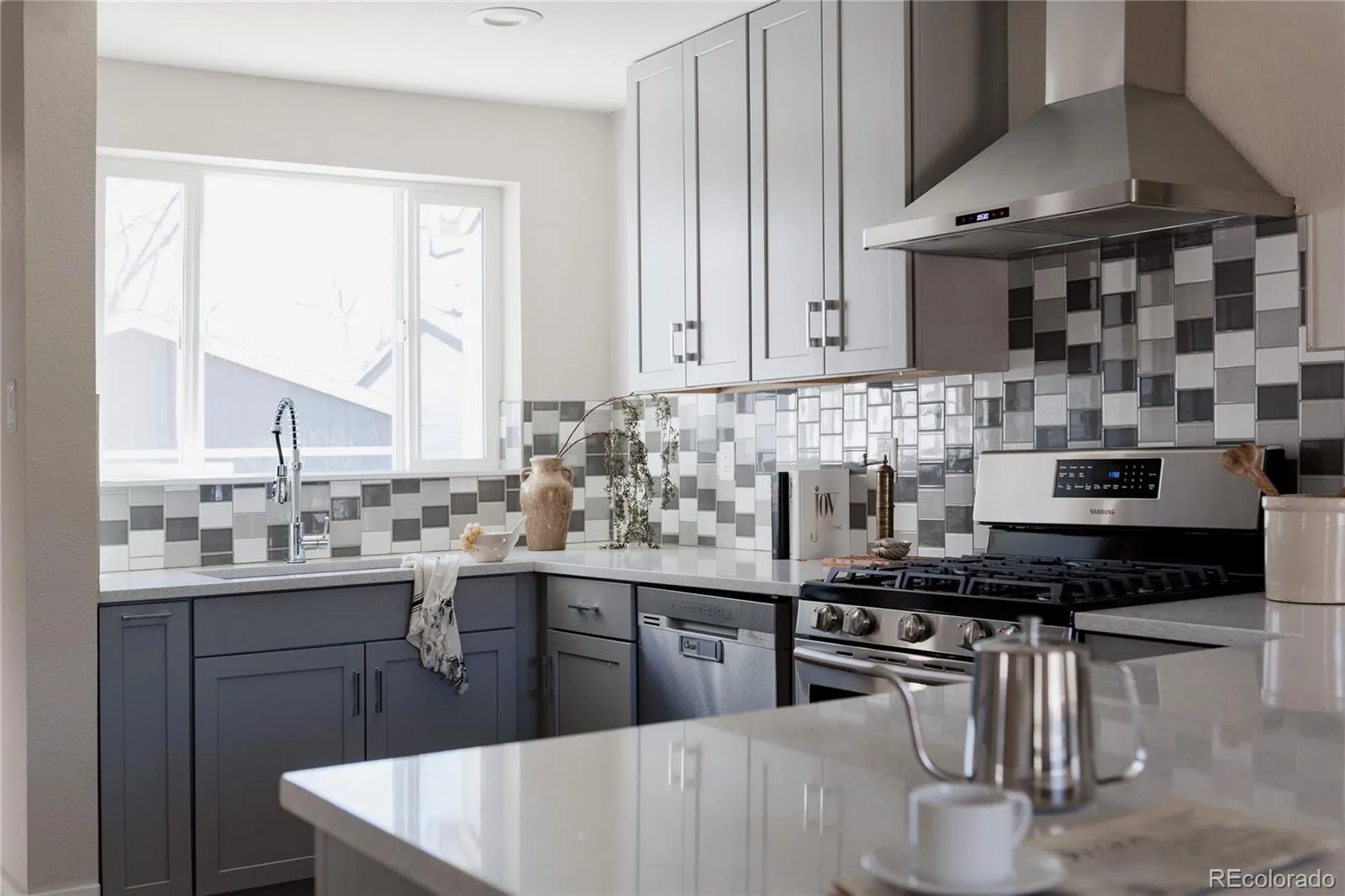 04072026230339 1600 11