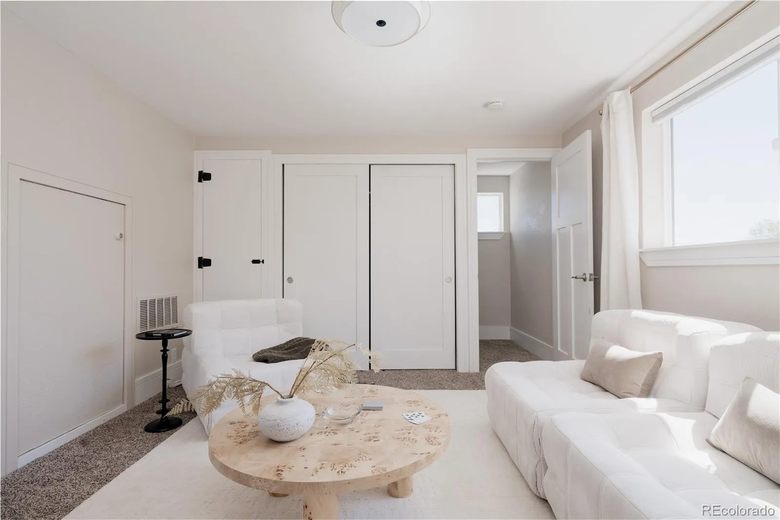 04072026230339 1600 24