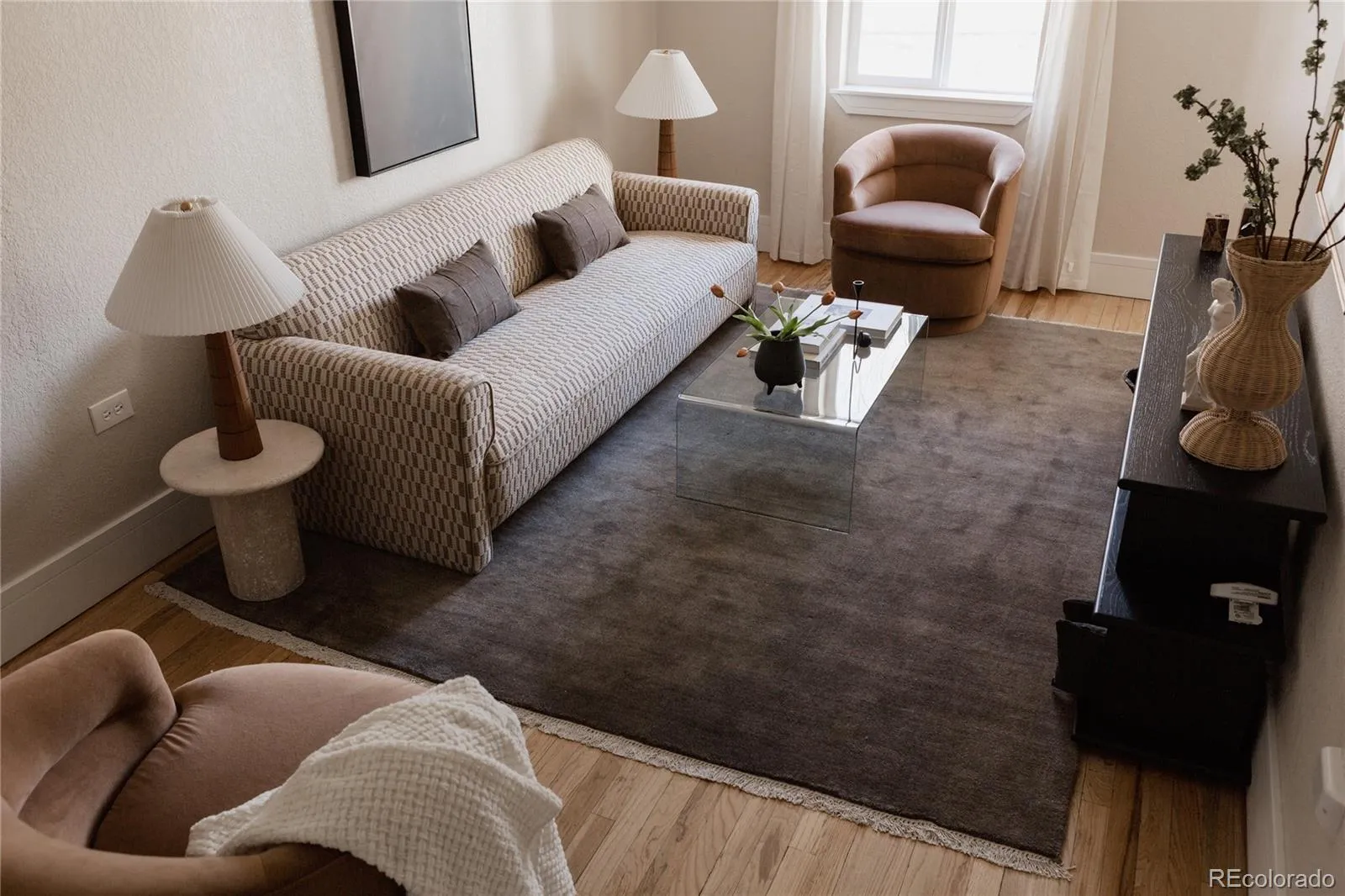 04072026230339 1600 26