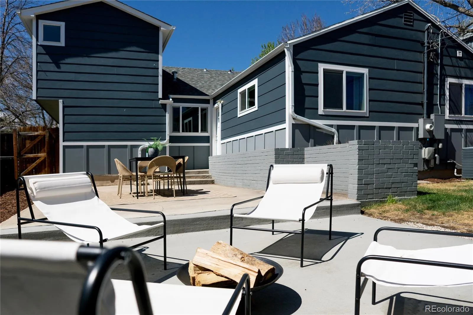 04072026230339 1600 45