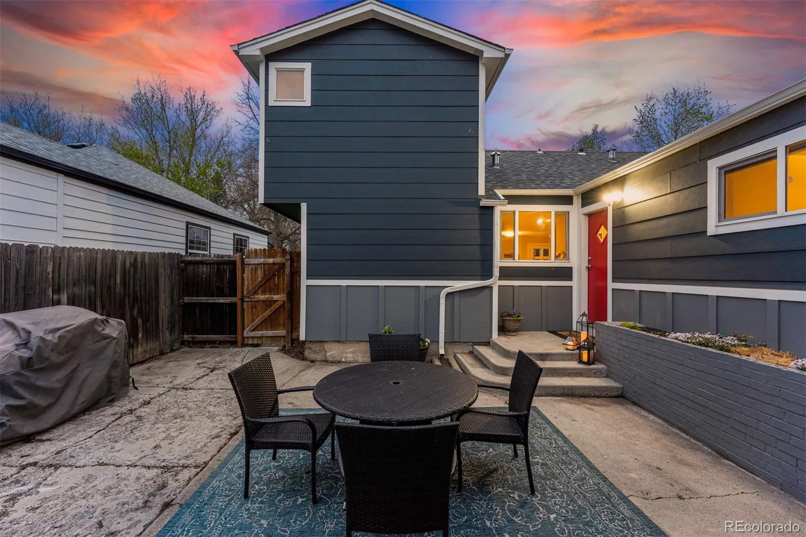 04072026230339 1600 47