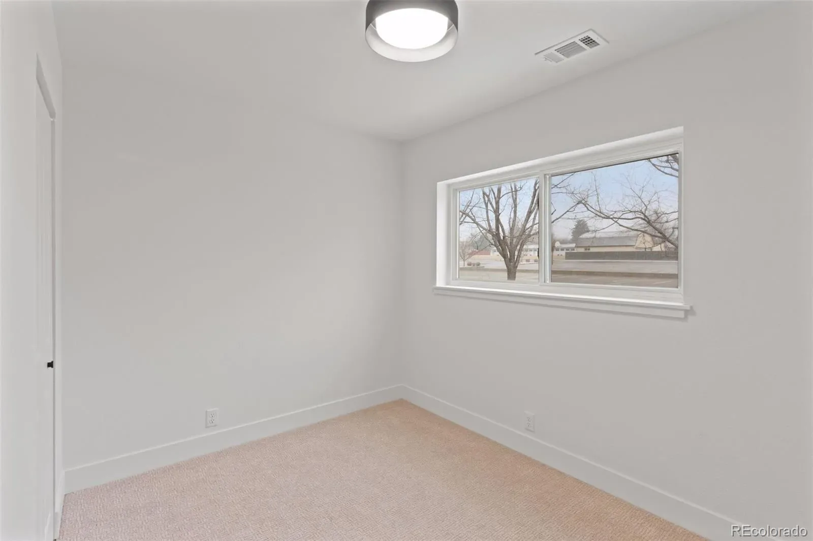 03272026233545 1600 24