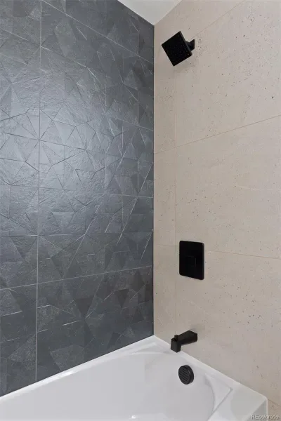 03272026233545 800 15