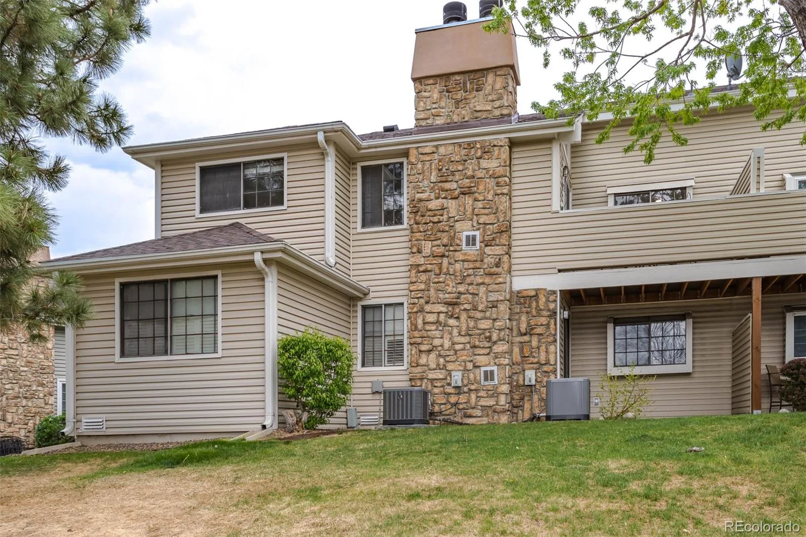 12406 E Pacific Circle #D Aurora CO 80014 MLS #REC5845130 06092026162821 1600 36
