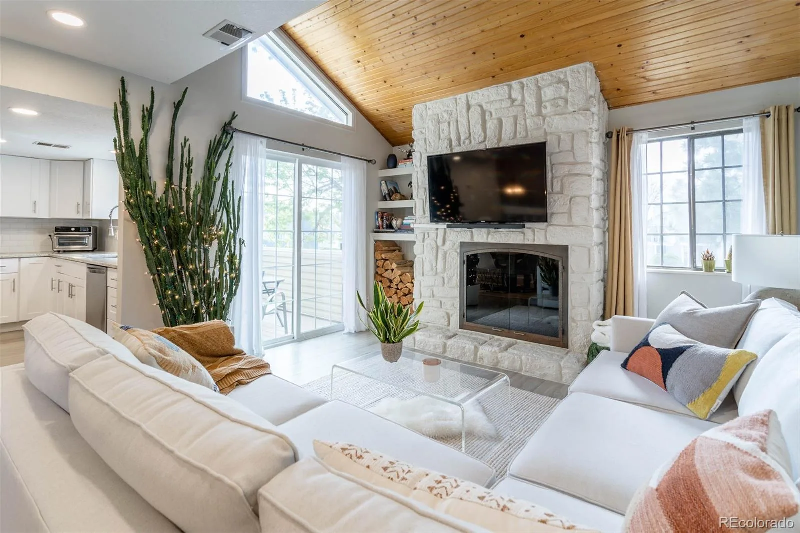 12406 E Pacific Circle #D Aurora CO 80014 MLS #REC5845130 06092026162821 1600 7