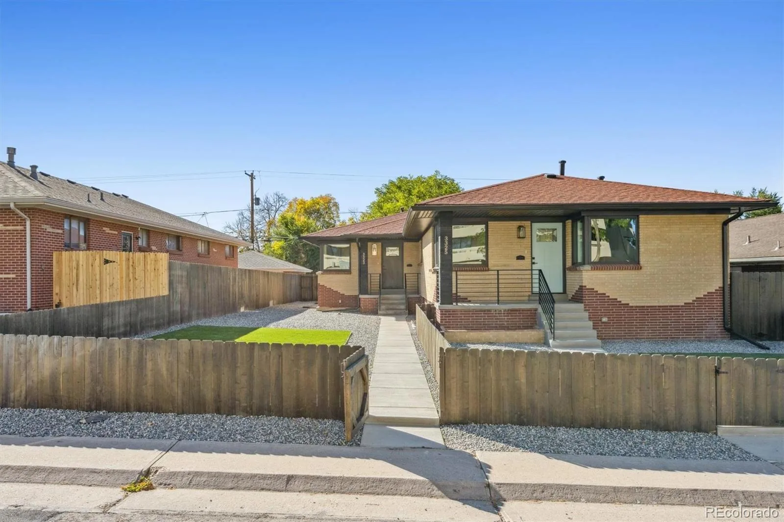 3323 Poplar Street #3323 Denver CO 80207 | MLS #REC5846020 07032026193757 1600 1