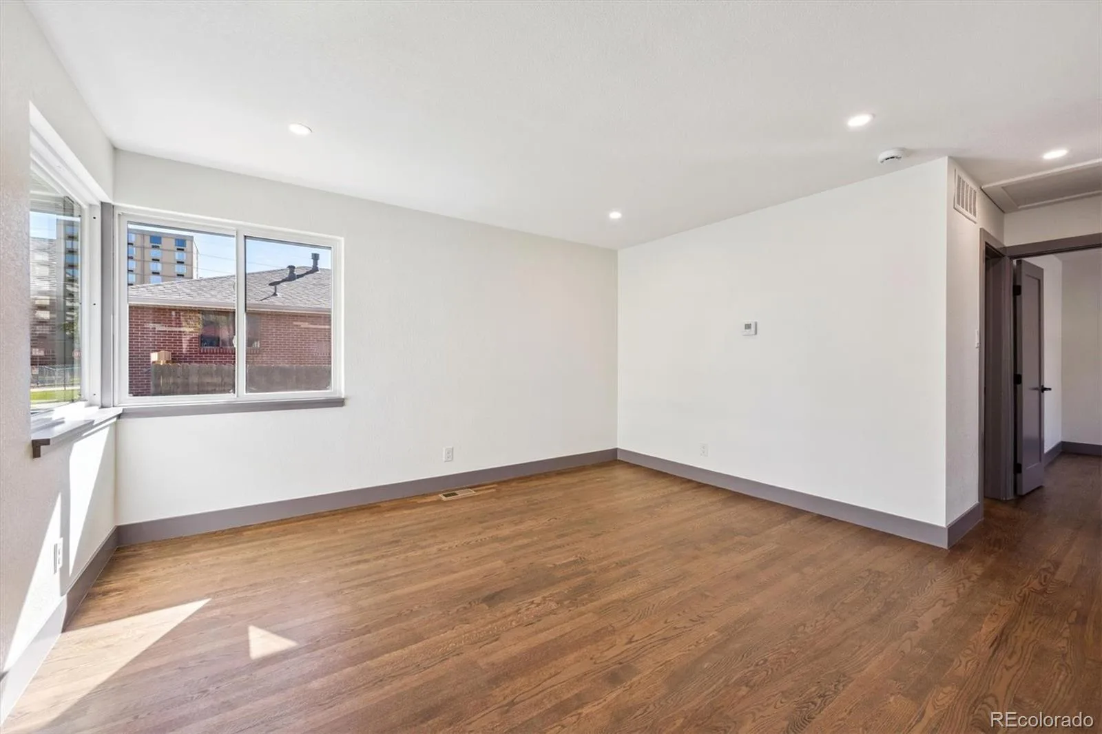 3323 Poplar Street #3323 Denver CO 80207 | MLS #REC5846020 07032026193757 1600 10