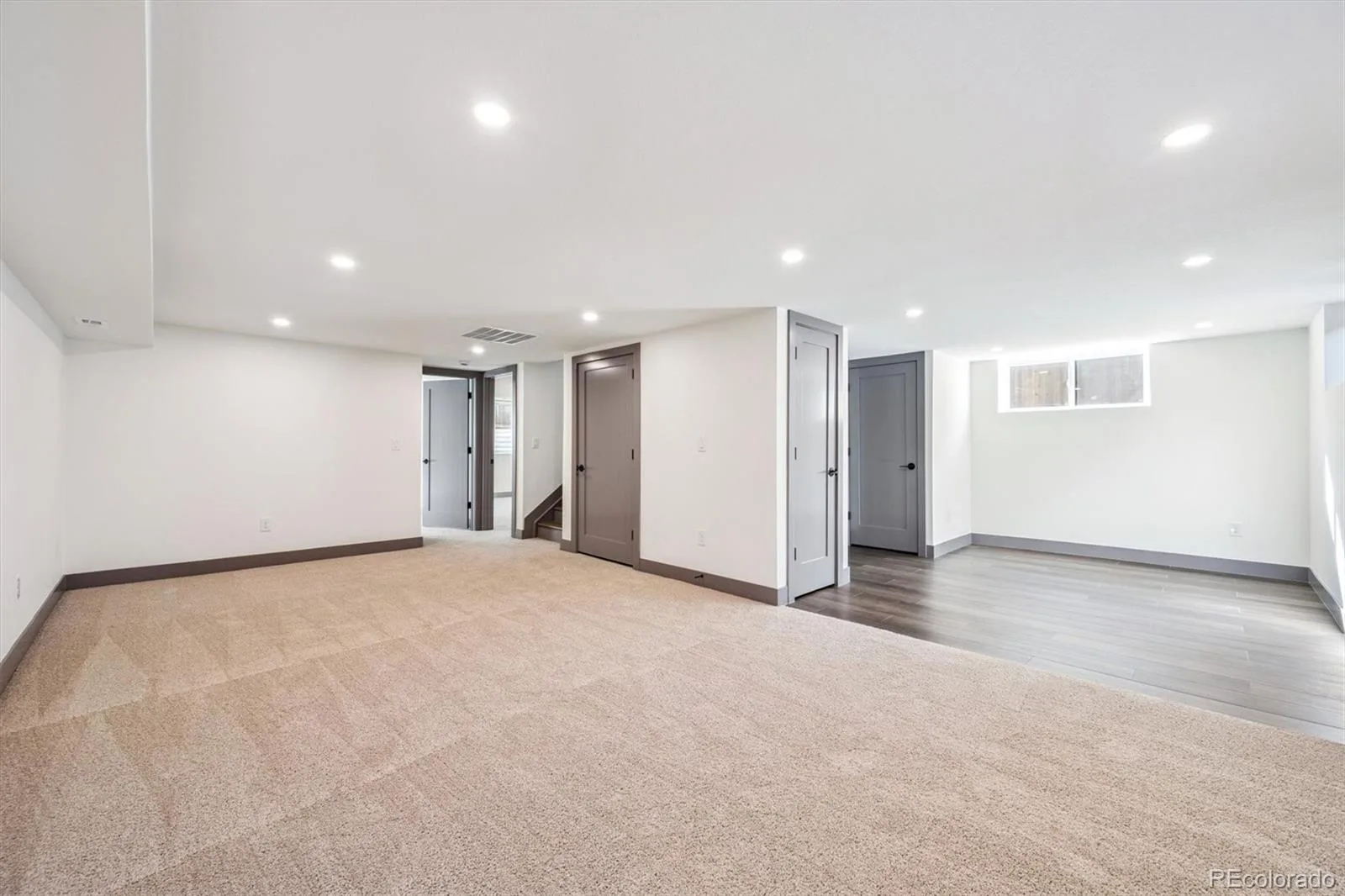 3323 Poplar Street #3323 Denver CO 80207 | MLS #REC5846020 07032026193757 1600 13