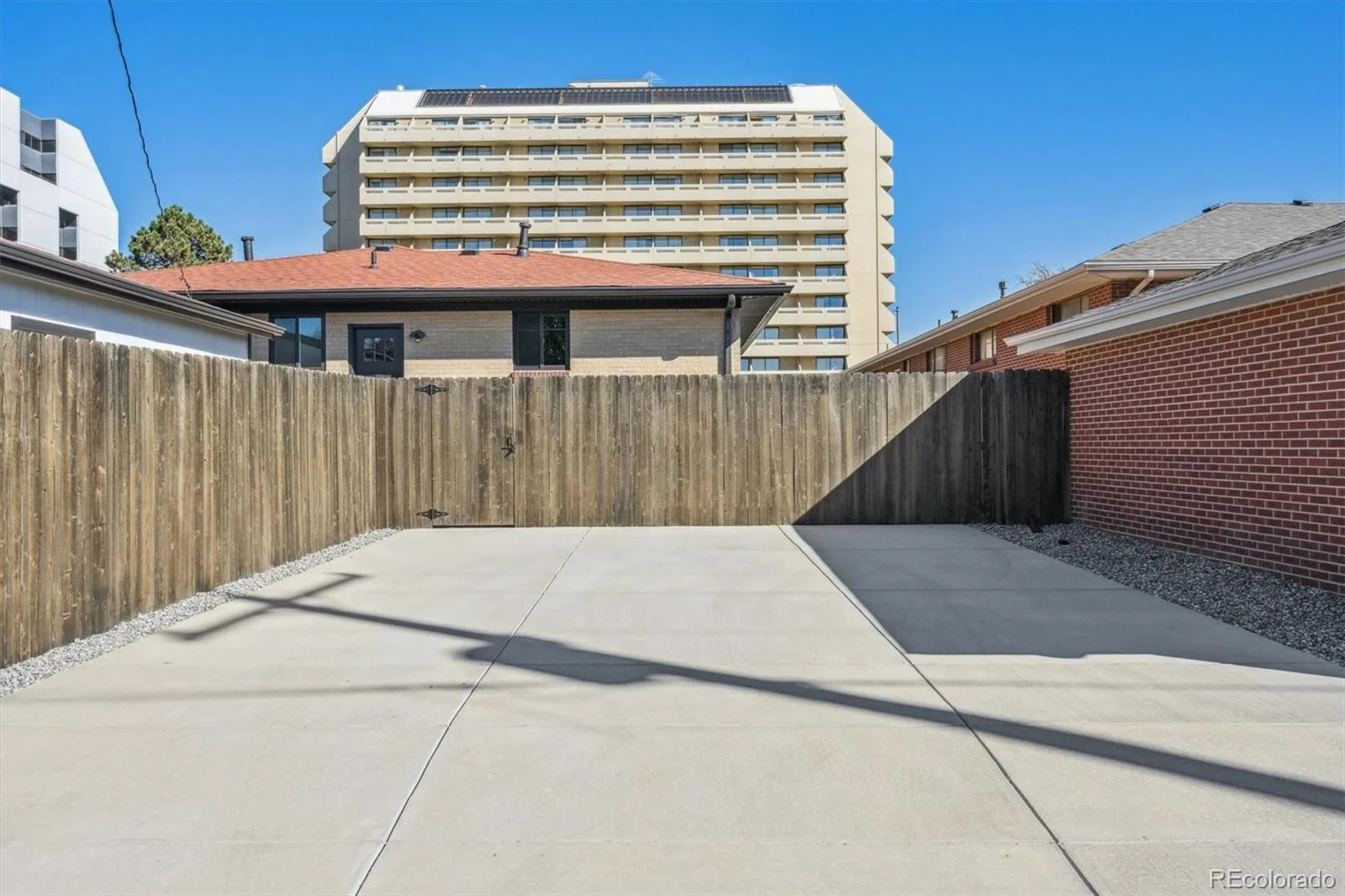 3323 Poplar Street #3323 Denver CO 80207 | MLS #REC5846020 07032026193757 1600 17