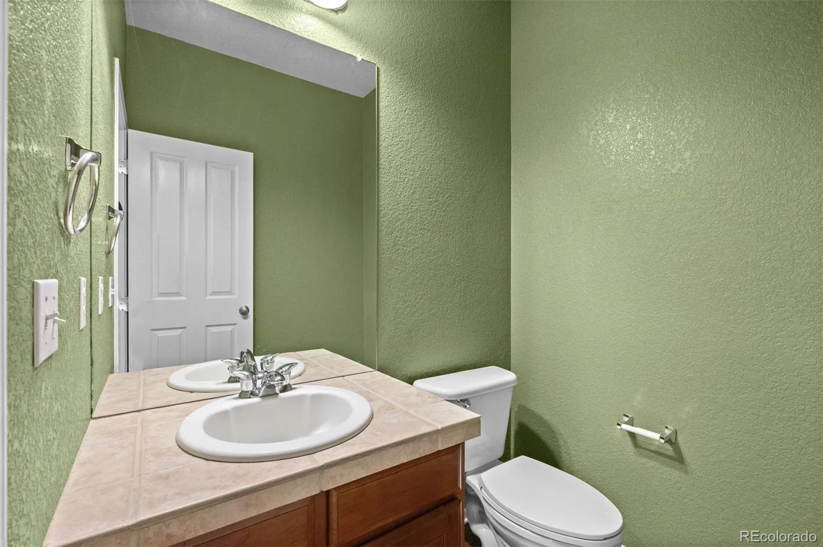 12009 Pine Top Street Parker CO 80138 | MLS #REC5846375 07092026004555 1600 17