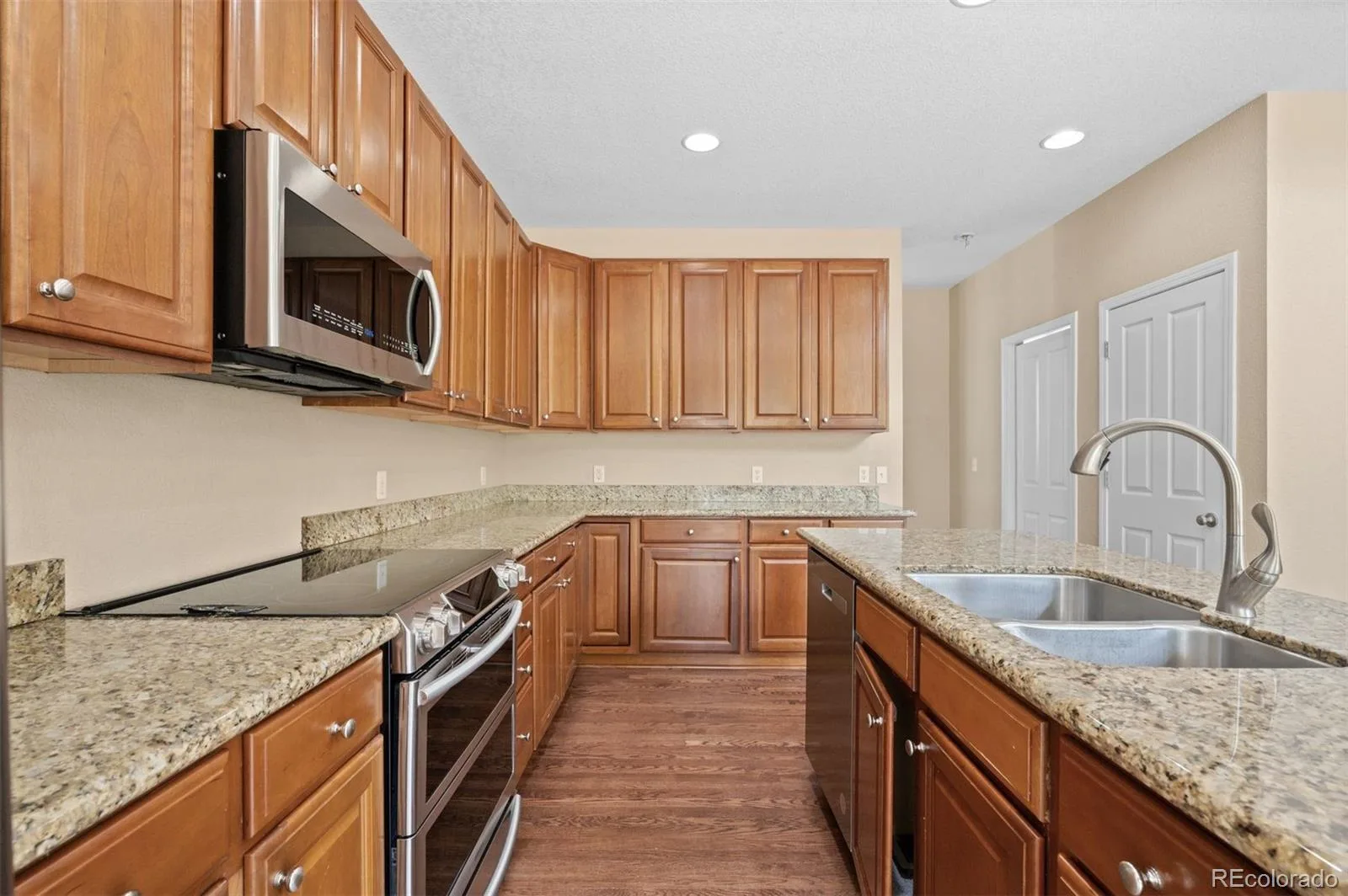 12009 Pine Top Street Parker CO 80138 | MLS #REC5846375 07092026004555 1600 9