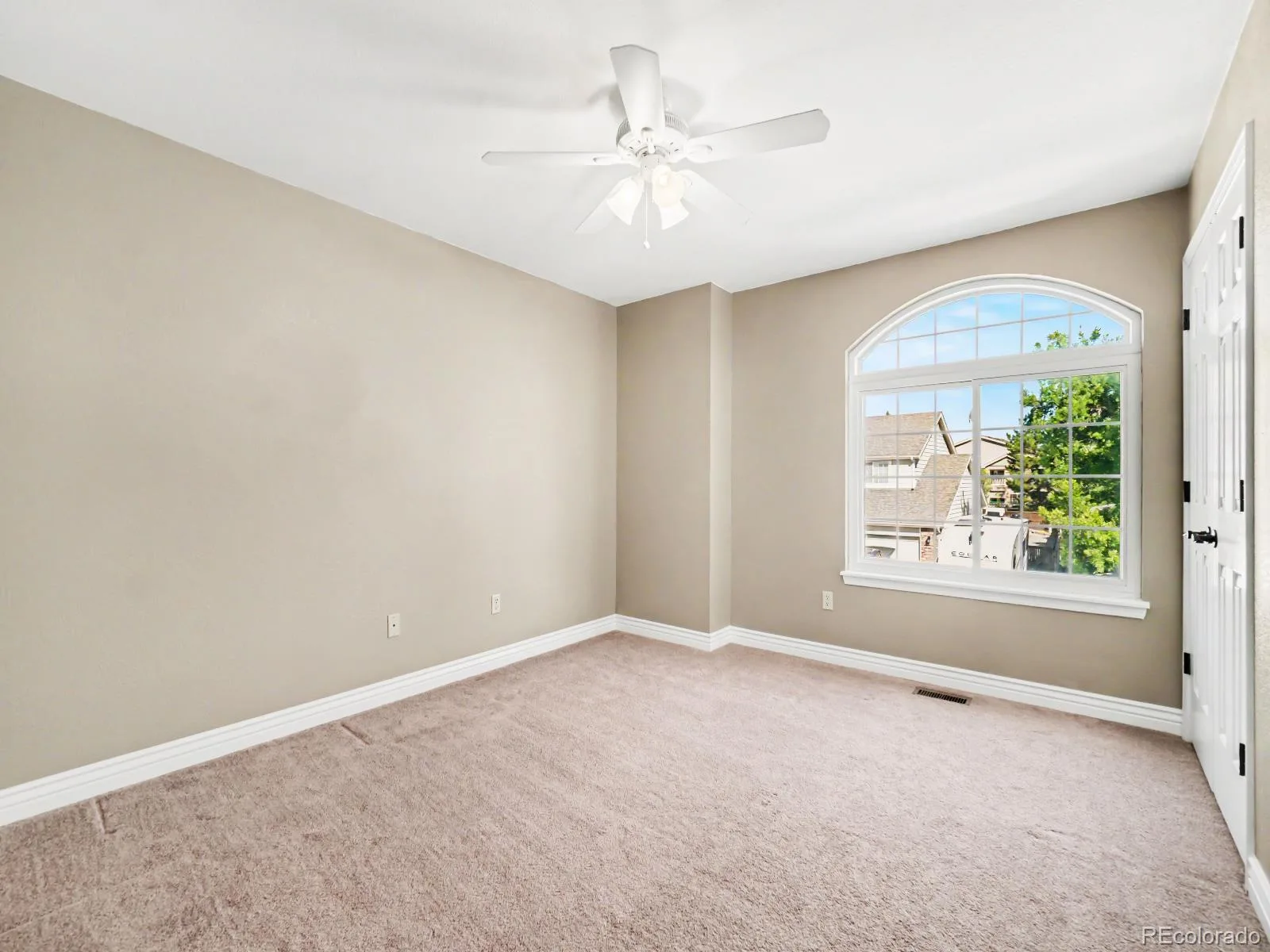 1250 Snowberry Lane Broomfield CO 80020 MLS #REC5846669 06302026235549 1600 28
