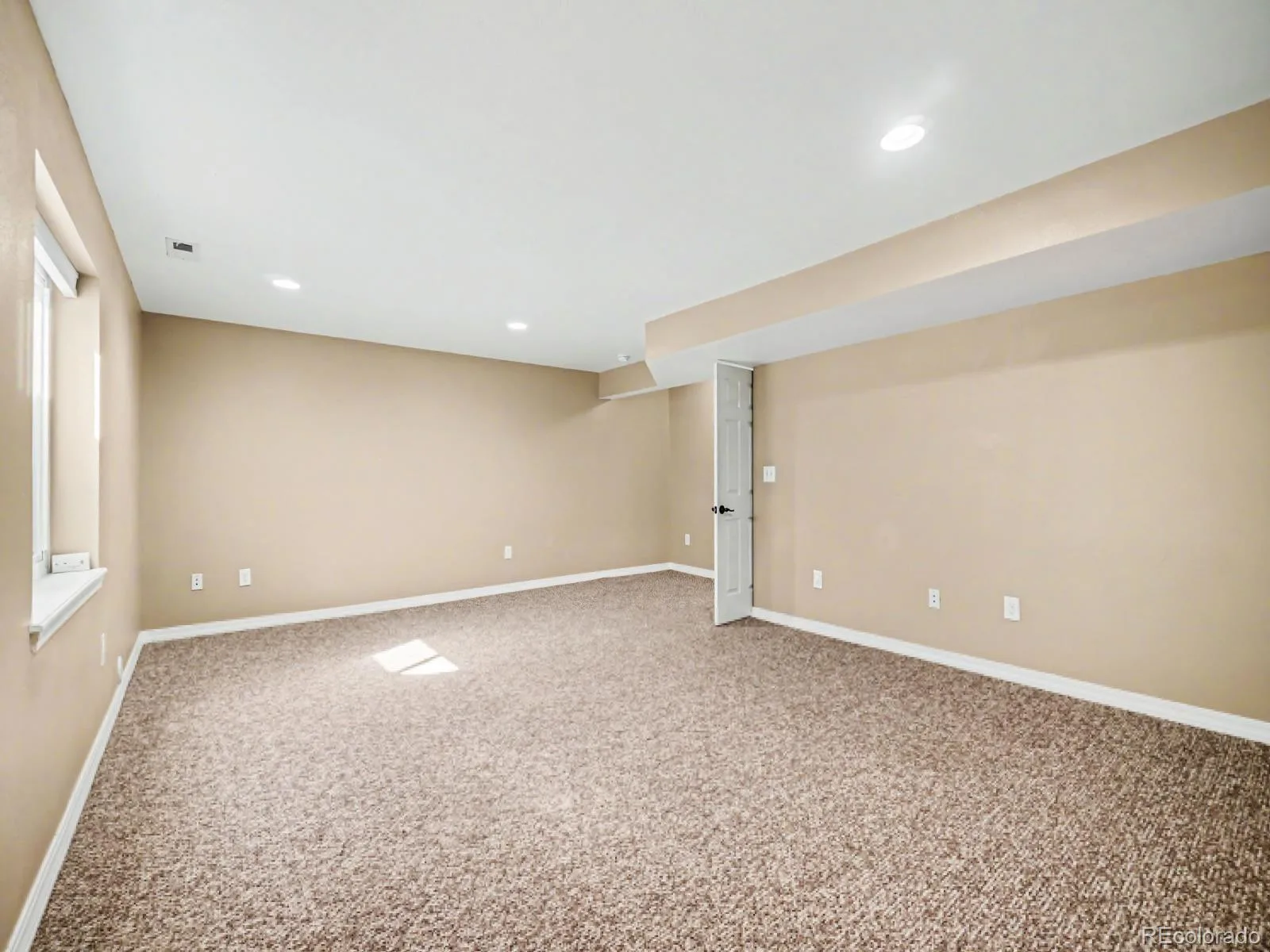 1250 Snowberry Lane Broomfield CO 80020 MLS #REC5846669 06302026235549 1600 41