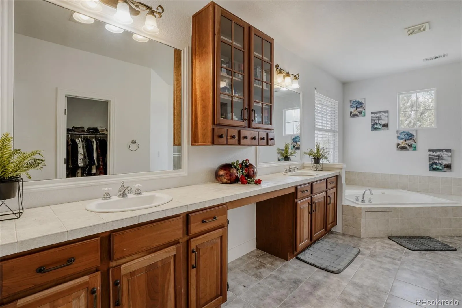 24476 E Fremont Drive Aurora CO 80016 MLS #REC5846710 04292026224814 1600 18