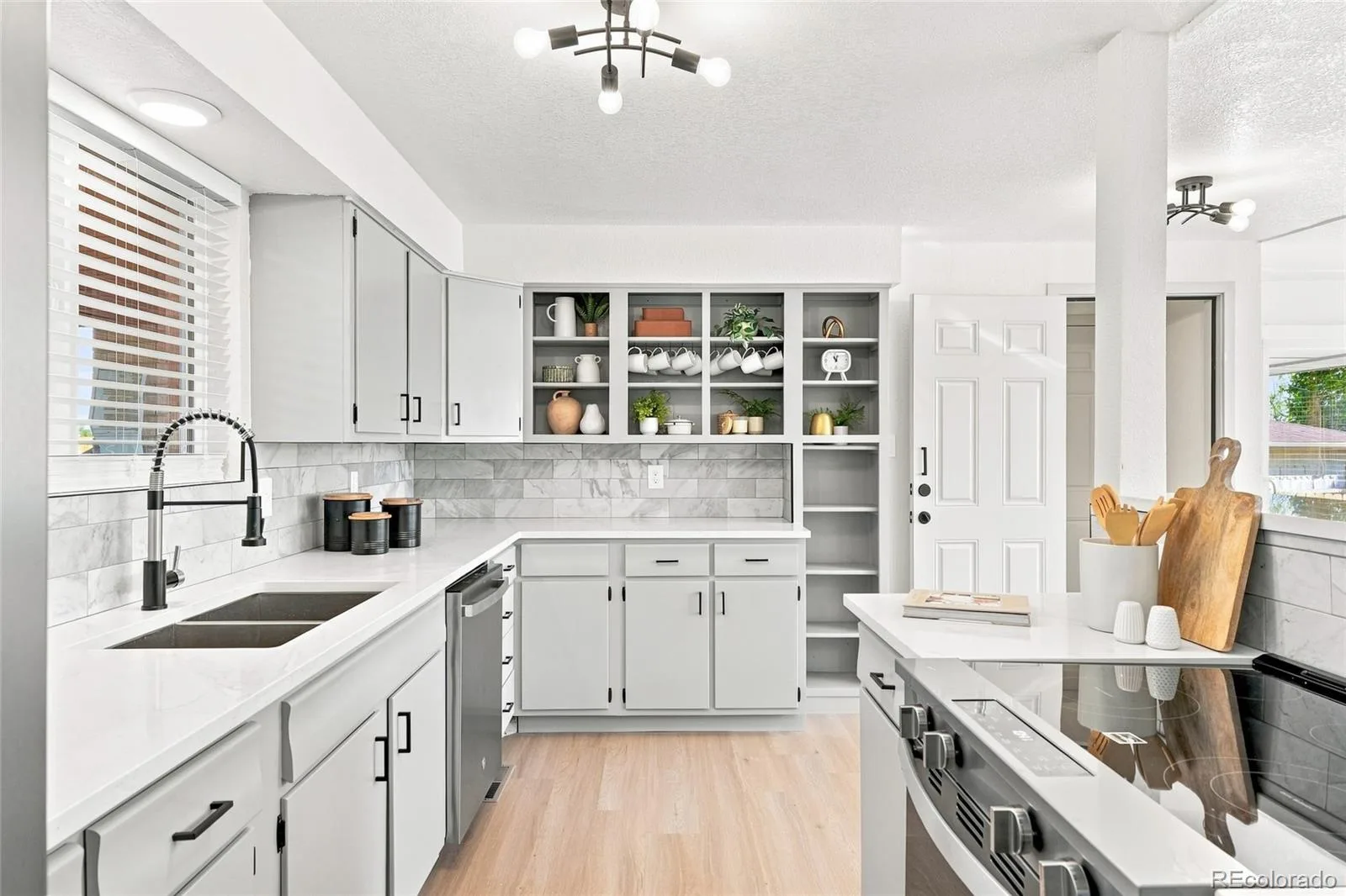 2787 S Meade Street Denver CO 80236 | MLS #REC5848697 09232026212438 1600 2
