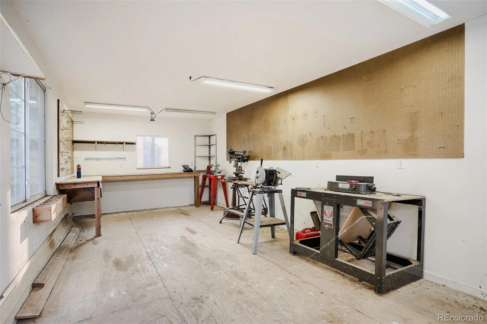 11305 W Texas Avenue Denver CO 80232 | MLS #REC5849484 08152026213655 1600 25