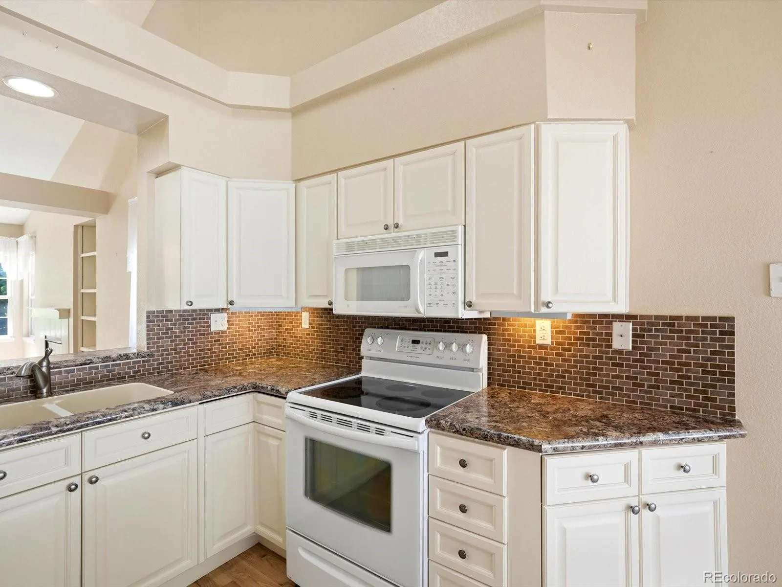 9805 Carmel Court Lone Tree CO 80124 | MLS #REC5850913 08282026144916 1600 11