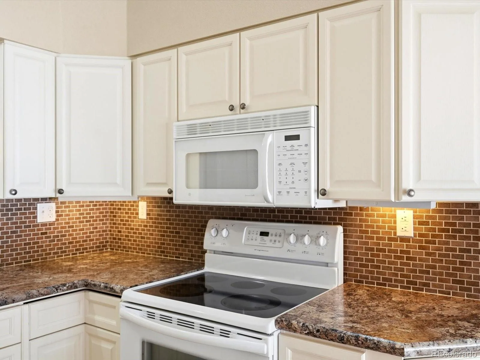 9805 Carmel Court Lone Tree CO 80124 | MLS #REC5850913 08282026144916 1600 12