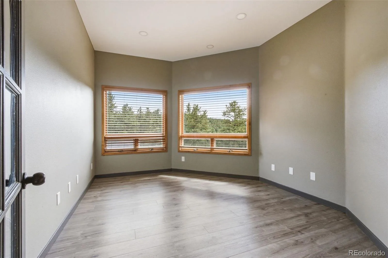 15441 W Sampson Road Littleton CO 80127 | MLS #REC5851268 08262026233623 1600 16