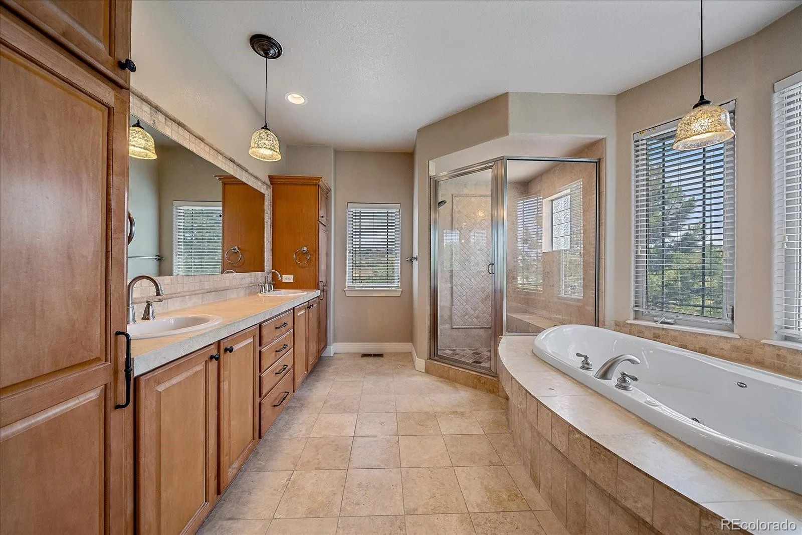 6265 Diamond Ridge Parkway Castle Rock CO 80108 MLS #REC5853286 06262026201309 1600 16
