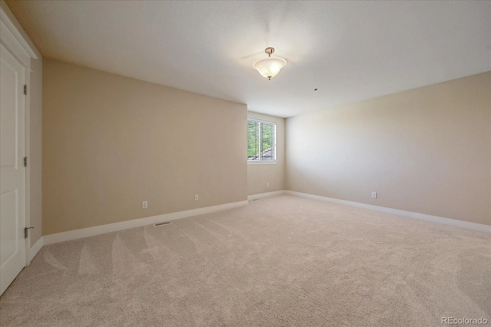 6265 Diamond Ridge Parkway Castle Rock CO 80108 MLS #REC5853286 06262026201309 1600 28