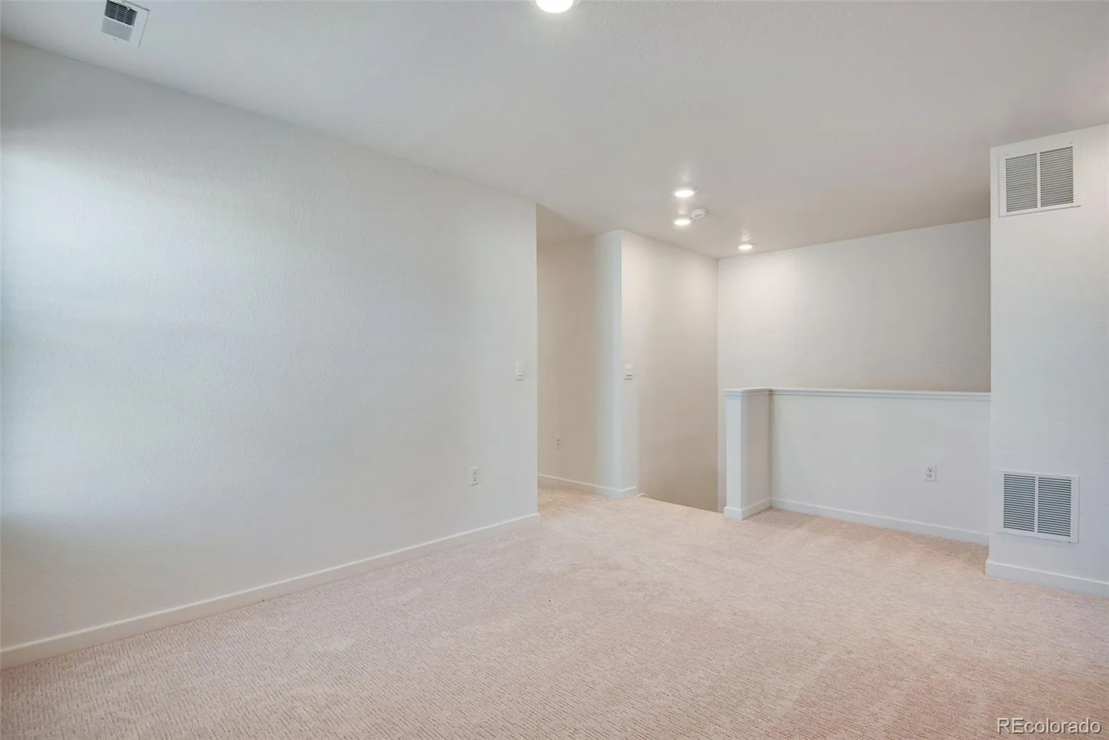 22604 E 6th Place Aurora CO 80018 | MLS #REC5853819 06252026224237 1600 14