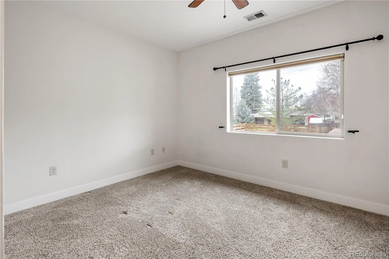 6071 S Detroit Street Centennial CO 80121 MLS #REC5855525 04152026235410 1600 20