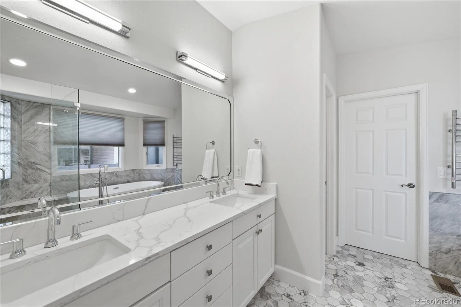258 S Monroe Street Denver CO 80209 MLS #REC5855604 06092026015703 1600 25